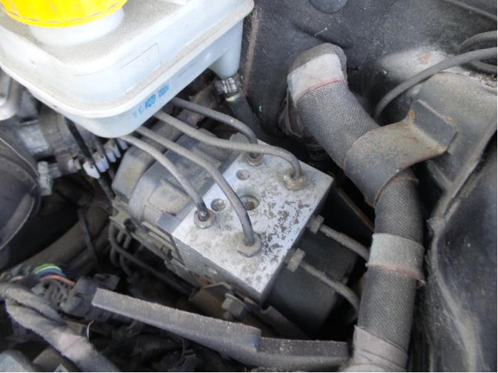Gebruikte ABS Pomp Alfa Romeo 156 (932) 2.0 Twin Spark 16V Prijs op aanvraag aangeboden door N Kossen Autorecycling BV