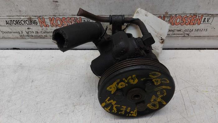 Gebruikte Pomp Servo Ford Fiesta 3 1.3 i,Classic Prijs op aanvraag aangeboden door N Kossen Autorecycling BV