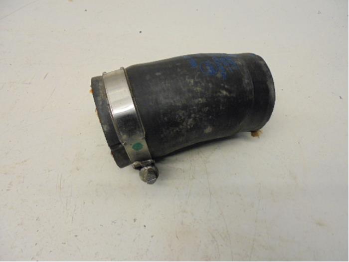 Gebruikte Intercooler Buis Volkswagen Caddy Prijs op aanvraag aangeboden door N Kossen Autorecycling BV