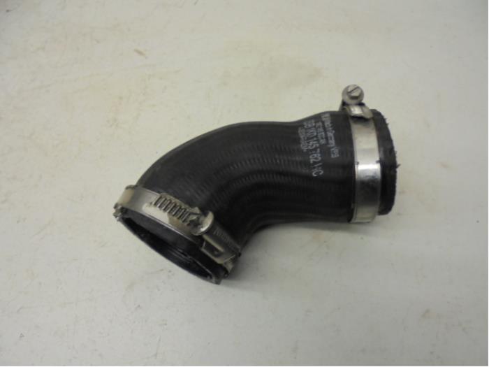 Gebruikte Intercooler Buis Volkswagen Caddy Prijs op aanvraag aangeboden door N Kossen Autorecycling BV