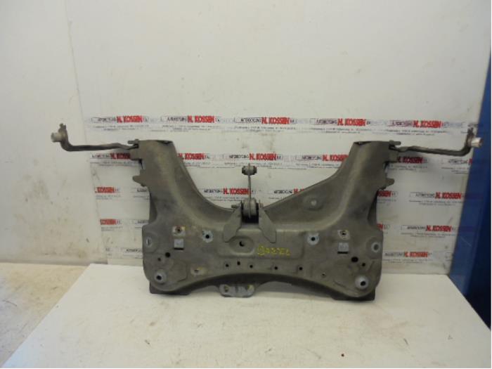 Gebruikte Subframe Renault Clio IV (5R) 0.9 Energy TCE 90 12V Prijs op aanvraag aangeboden door N Kossen Autorecycling BV