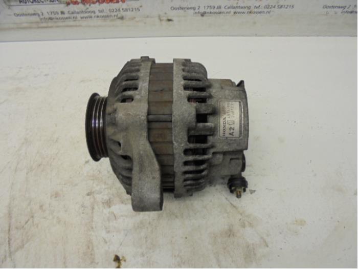 Gebruikte Dynamo Honda CRX (EG/EH) 1.6 ESi 16V Prijs op aanvraag aangeboden door N Kossen Autorecycling BV