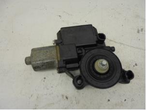 Gebruikte Motor electrisch raam Volkswagen Polo V (6R) 1.2 TDI 12V BlueMotion Prijs op aanvraag aangeboden door N Kossen Autorecycling BV