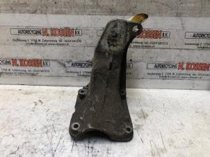 Gebruikte Motorsteun Seat Ibiza II (6K1) 2.0 GTi/Cupra 16V Prijs op aanvraag aangeboden door N Kossen Autorecycling BV