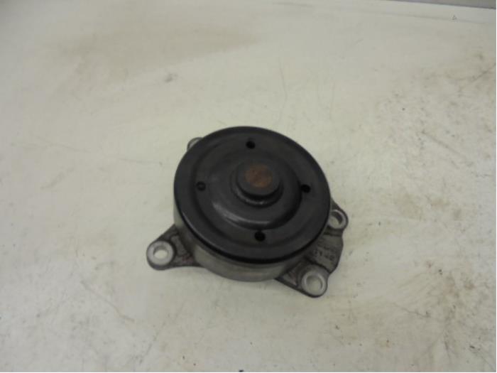 Gebruikte Waterpomp Peugeot 107 Prijs op aanvraag aangeboden door N Kossen Autorecycling BV
