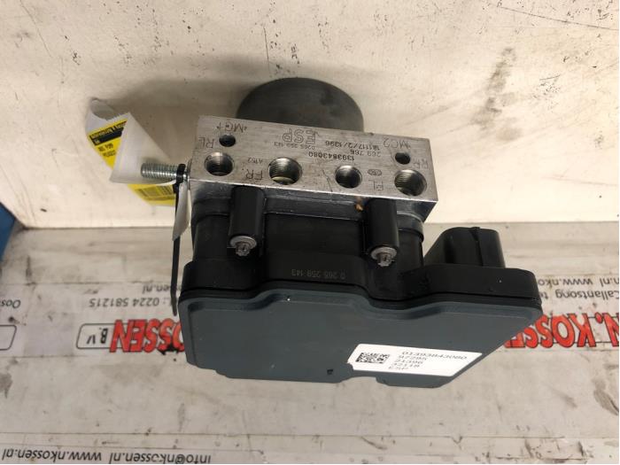 Gebruikte ABS Pomp Peugeot Boxer (U9) 2.0 BlueHDi 110 Prijs op aanvraag aangeboden door N Kossen Autorecycling BV
