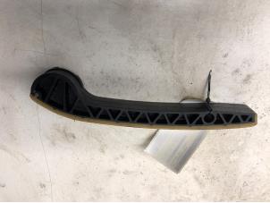 Gebruikte Kettinggeleider Porsche 911 (996) 3.6 Carrera 4 24V Prijs op aanvraag aangeboden door N Kossen Autorecycling BV