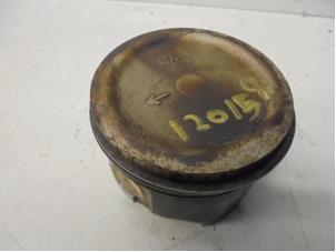 Gebruikte Zuiger Suzuki Alto Prijs op aanvraag aangeboden door N Kossen Autorecycling BV