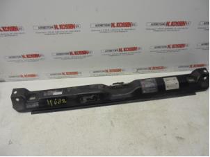 Gebruikte Frontpaneel Volkswagen Transporter Prijs op aanvraag aangeboden door N Kossen Autorecycling BV