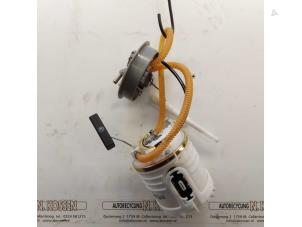 Gebruikte Benzinepomp Volkswagen Golf III Cabrio Restyling (1E7) 1.8 Prijs op aanvraag aangeboden door N Kossen Autorecycling BV