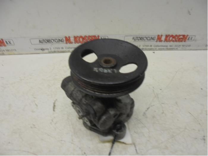 Gebruikte Servopomp Kia Sorento I (JC) 3.5 V6 24V Prijs op aanvraag aangeboden door N Kossen Autorecycling BV