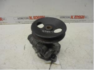 Gebruikte Servopomp Kia Sorento I (JC) 3.5 V6 24V Prijs op aanvraag aangeboden door N Kossen Autorecycling BV