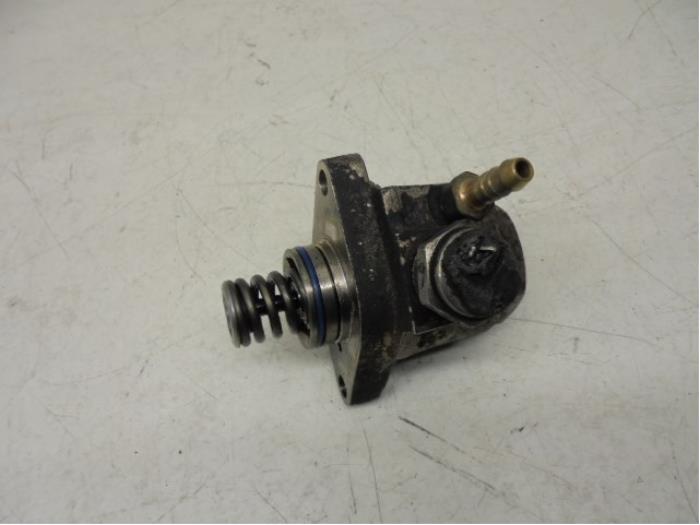 Gebruikte Hogedrukpomp Volkswagen Golf VII (AUA) 1.4 GTE 16V Prijs op aanvraag aangeboden door N Kossen Autorecycling BV