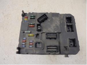 Gebruikte Zekeringkast Citroen Berlingo Prijs op aanvraag aangeboden door N Kossen Autorecycling BV