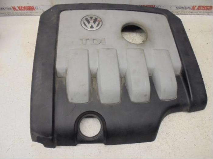 Gebruikte Afdekplaat motor Volkswagen Golf Prijs op aanvraag aangeboden door N Kossen Autorecycling BV