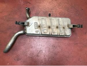 Gebruikte Uitlaat Einddemper Renault Laguna II (BG) 1.9 dCi 120 Prijs op aanvraag aangeboden door N Kossen Autorecycling BV