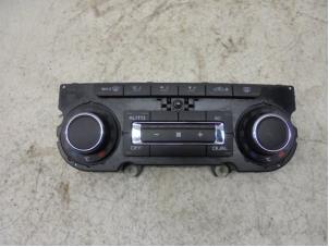 Gebruikte Climatronic Paneel Skoda Octavia Combi (1Z5) 1.4 TSI 16V Prijs op aanvraag aangeboden door N Kossen Autorecycling BV