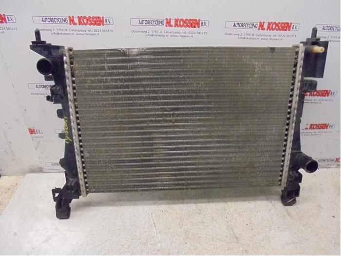 Gebruikte Radiateur Opel Corsa Prijs op aanvraag aangeboden door N Kossen Autorecycling BV