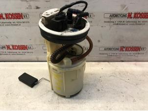 Gebruikte Benzinepomp Seat Leon Prijs op aanvraag aangeboden door N Kossen Autorecycling BV