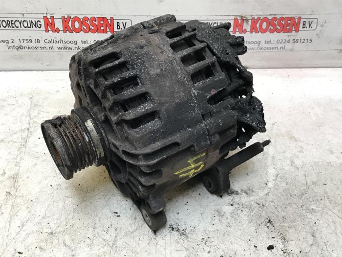 Gebruikte Alternator Volkswagen Crafter (SY) 2.0 TDI FWD Prijs op aanvraag aangeboden door N Kossen Autorecycling BV