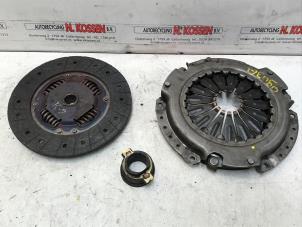 Gebruikte Koppelingsset (compleet) Ssang Yong Korando Cabrio (KJ) 2.9 TD Prijs op aanvraag aangeboden door N Kossen Autorecycling BV