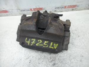 Gebruikte Remklauw (Tang) links-voor Volkswagen Crafter (SY) 2.0 TDI FWD Prijs op aanvraag aangeboden door N Kossen Autorecycling BV