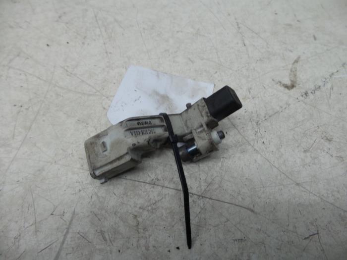 Gebruikte Krukas sensor Skoda Rapid Prijs op aanvraag aangeboden door N Kossen Autorecycling BV