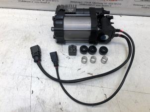 Nieuwe Luchtpomp (Vering) Volkswagen Touareg Prijs € 986,15 Inclusief btw aangeboden door N Kossen Autorecycling BV