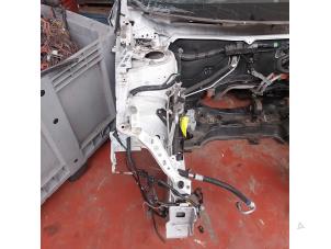 Gebruikte Chassisbalk voor Toyota Prius (ZVW3) 1.8 16V Prijs op aanvraag aangeboden door N Kossen Autorecycling BV
