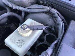 Gebruikte Rembekrachtiger BMW 3 serie Compact (E36/5) 316i Prijs op aanvraag aangeboden door N Kossen Autorecycling BV
