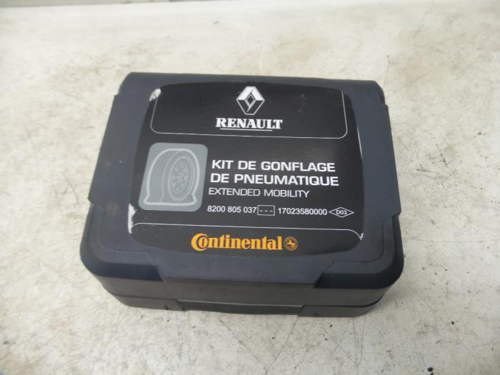 Gebruikte Compressor Renault Grand Scénic III (JZ) 1.4 16V TCe 130 Prijs op aanvraag aangeboden door N Kossen Autorecycling BV