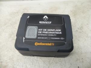 Gebruikte Compressor Renault Grand Scénic III (JZ) 1.4 16V TCe 130 Prijs op aanvraag aangeboden door N Kossen Autorecycling BV