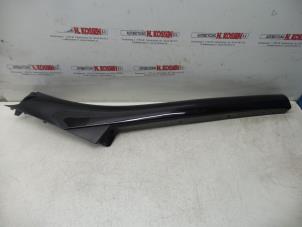 Gebruikte A-stijl links-voor Renault Grand Scénic III (JZ) 1.4 16V TCe 130 Prijs op aanvraag aangeboden door N Kossen Autorecycling BV