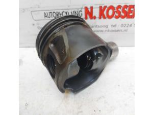 Gebruikte Zuiger Mercedes ML-Klasse Prijs op aanvraag aangeboden door N Kossen Autorecycling BV