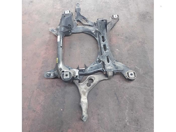 Gebruikte Subframe Audi Q7 (4LB) 4.2 TDI V8 32V Prijs op aanvraag aangeboden door N Kossen Autorecycling BV