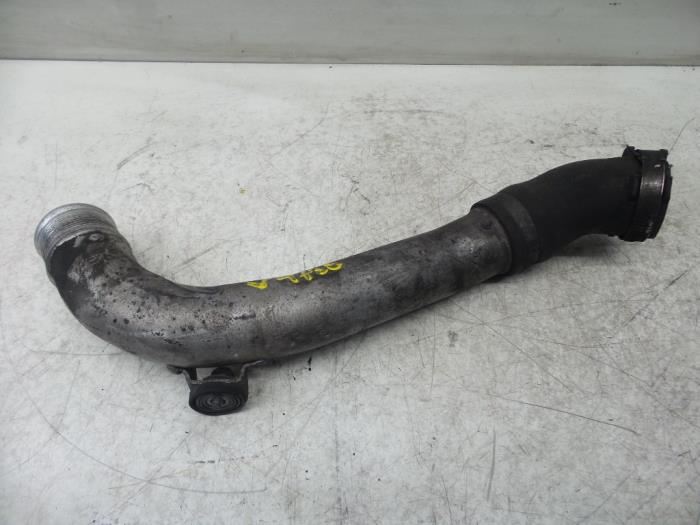 Gebruikte Intercooler Buis Audi Q7 (4LB) 4.2 TDI V8 32V Prijs op aanvraag aangeboden door N Kossen Autorecycling BV
