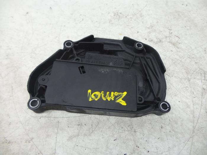 Gebruikte Distributiedeksel Peugeot 208 Prijs op aanvraag aangeboden door N Kossen Autorecycling BV