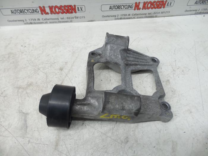 Gebruikte Spanner multiriem Peugeot 208 Prijs op aanvraag aangeboden door N Kossen Autorecycling BV
