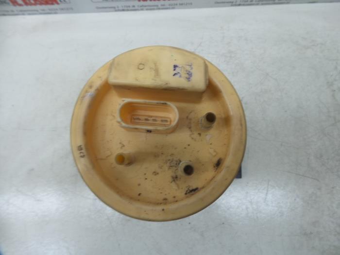 Tank element Pomp van een Volkswagen Sharan (7M8/M9/M6) 2.0 TDI 2006