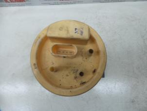 Tank element Pomp van een Volkswagen Sharan (7M8/M9/M6) 2.0 TDI 2006