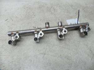 Gebruikte Injector brug Mercedes C-Klasse Prijs op aanvraag aangeboden door N Kossen Autorecycling BV