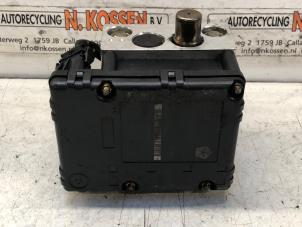 ABS Pomp van een Jeep Grand Cherokee (WG/WJ) 2.7 CRD 20V 2002