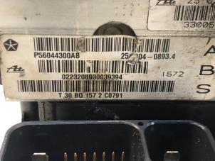 ABS Pomp van een Jeep Grand Cherokee (WG/WJ) 2.7 CRD 20V 2002