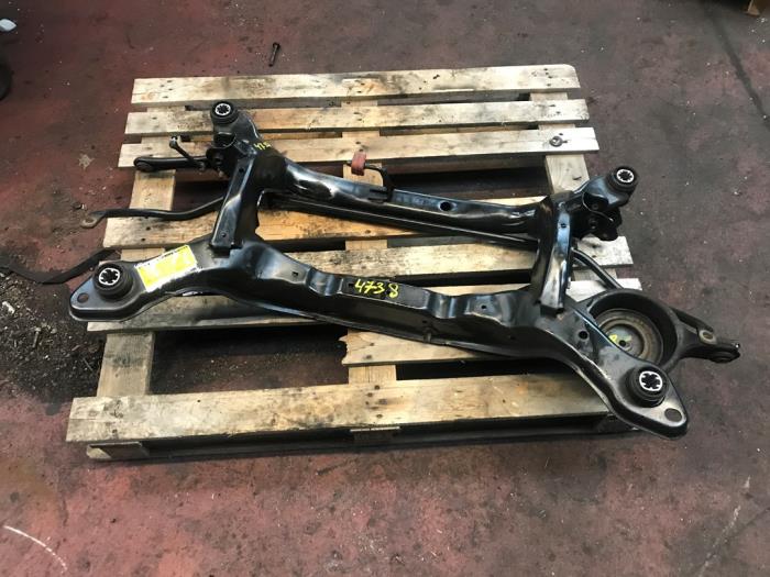 Gebruikte Subframe Ford Galaxy (WA6) 2.0 TDCi 16V 140 Prijs op aanvraag aangeboden door N Kossen Autorecycling BV