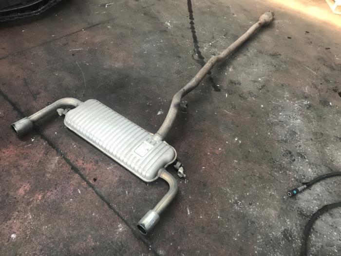 Gebruikte Uitlaat Einddemper BMW 2 serie Gran Tourer (F46) Prijs op aanvraag aangeboden door N Kossen Autorecycling BV