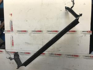 Gebruikte Radiateurbalk Volvo XC60 Prijs op aanvraag aangeboden door N Kossen Autorecycling BV