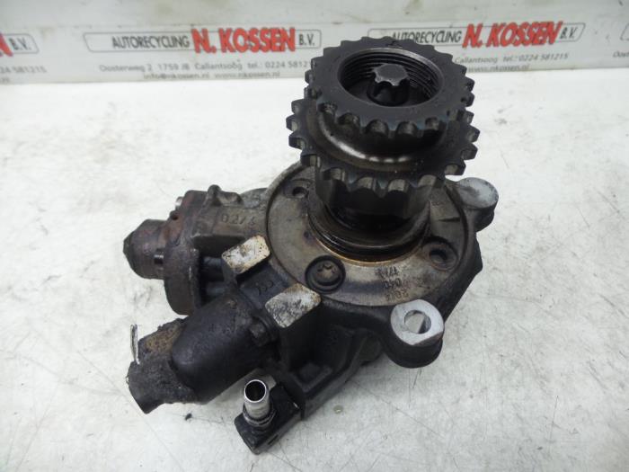 Gebruikte Hogedrukpomp BMW 2 serie Gran Tourer (F46) Prijs op aanvraag aangeboden door N Kossen Autorecycling BV