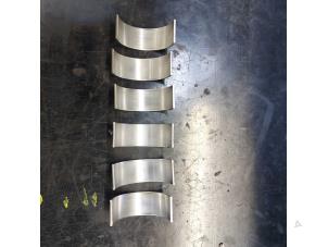 Gebruikte Drijfstanglager Peugeot 208 Prijs op aanvraag aangeboden door N Kossen Autorecycling BV