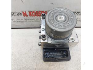 Gebruikte ABS Pomp Opel Vivaro 1.6 CDTi BiTurbo 125 Prijs op aanvraag aangeboden door N Kossen Autorecycling BV