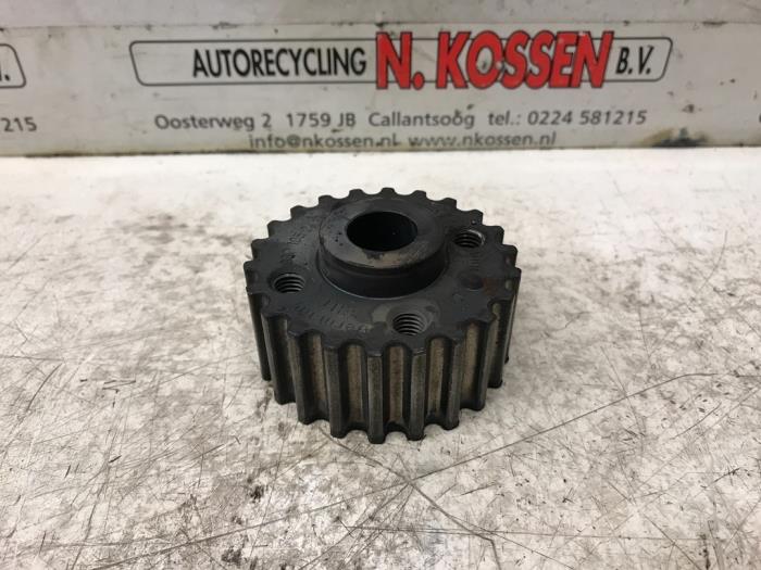 Gebruikte Krukas Tandwiel Volkswagen Touran (1T3) 2.0 TDI 16V 140 Prijs op aanvraag aangeboden door N Kossen Autorecycling BV